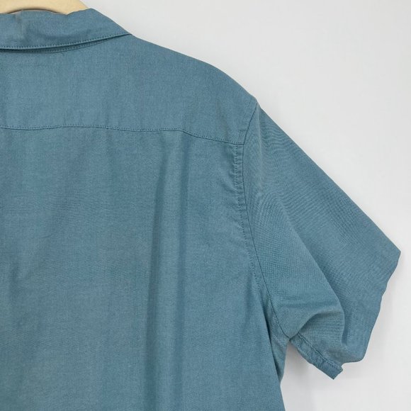 RVCA Men's Casual Button Down Shirt - Blue - Picture 5 of 7